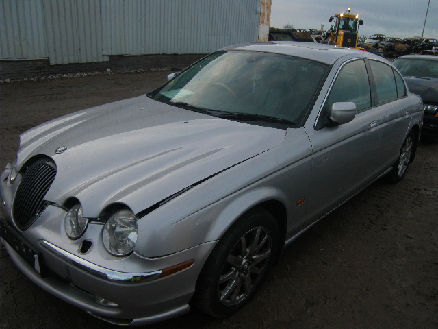 2000 JAGUAR S TYPE V8 Parts