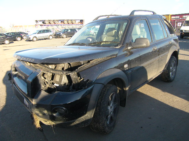 2005 LAND ROVER FREELANDER  Parts