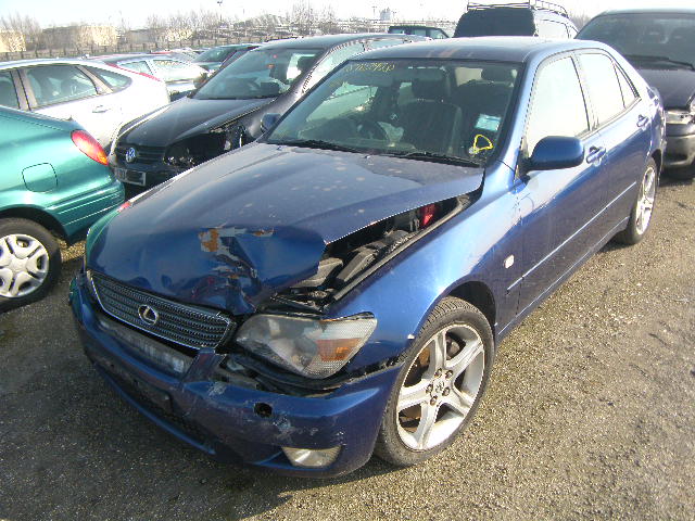 2001 LEXUS IS200 SE Parts