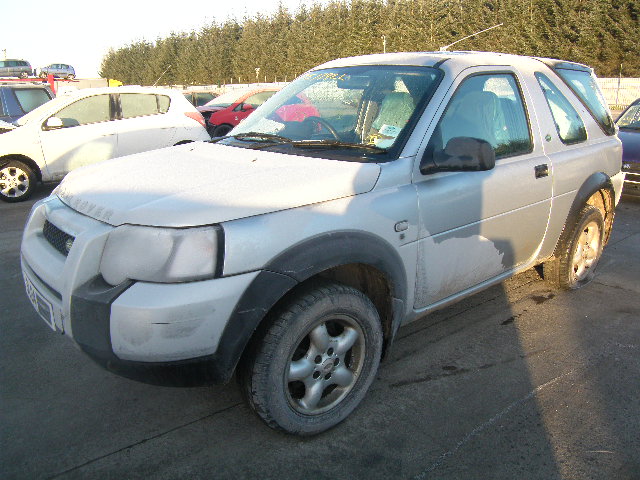 2004 LAND ROVER FREELANDER  Parts