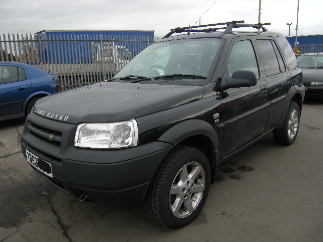 2002 LAND ROVER FREELANDER  Parts