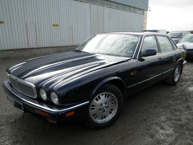 1995 JAGUAR XJ8 AUTO Parts