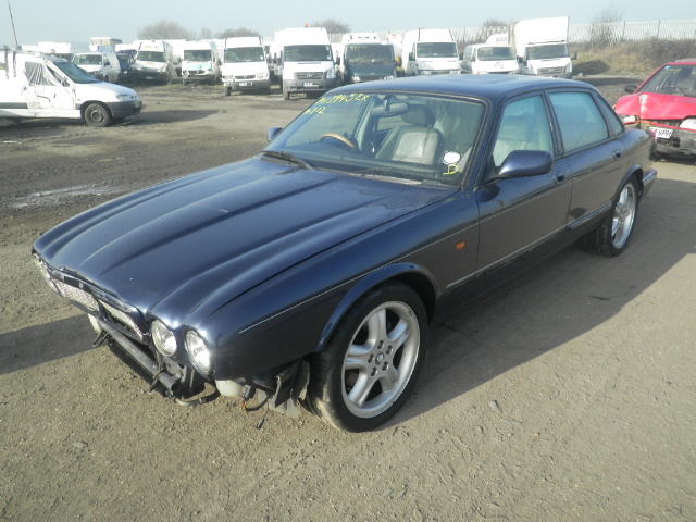 1998 JAGUAR XJR V8 AUT Parts
