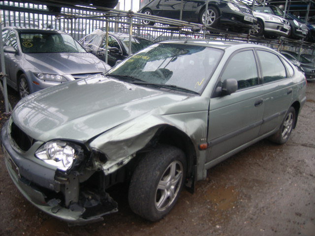 2001 TOYOTA AVENSIS VE Parts