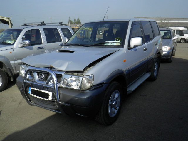 2003 NISSAN TERRANO  Parts