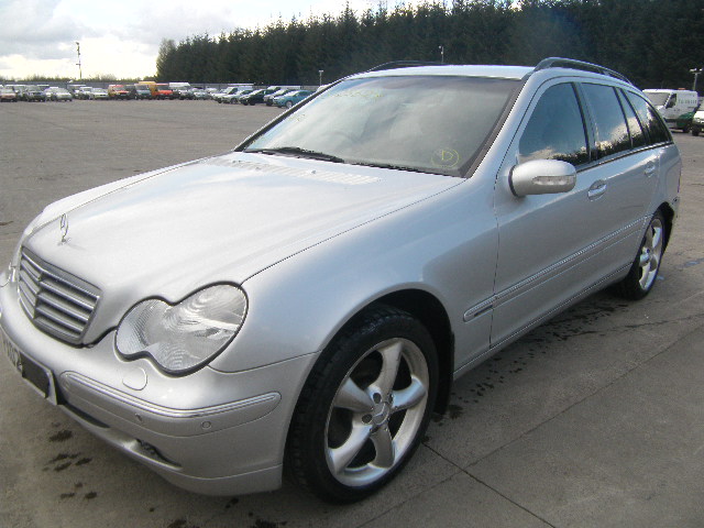 2002 MERCEDES BENZ C220 CDI E Parts