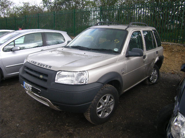2002 LAND ROVER FREELANDER  Parts