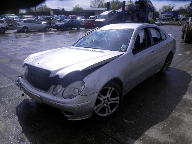 2002 MERCEDES E220 CDI Parts
