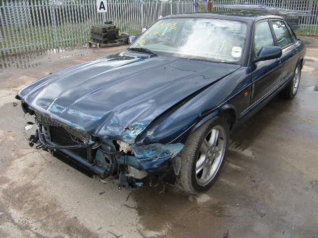 1999 JAGUAR XJR V8 AUT Parts