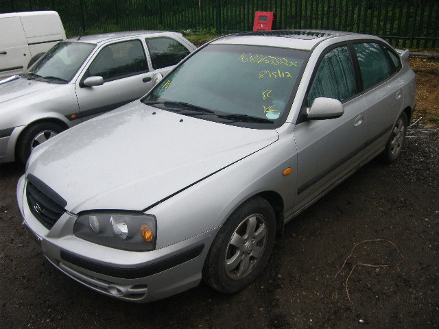 2005 HYUNDAI ELANTRA CD Parts