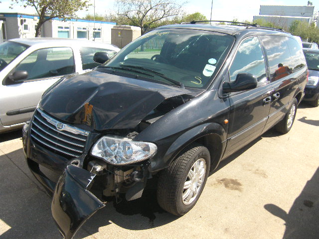 chrysler grand voyager spares uk