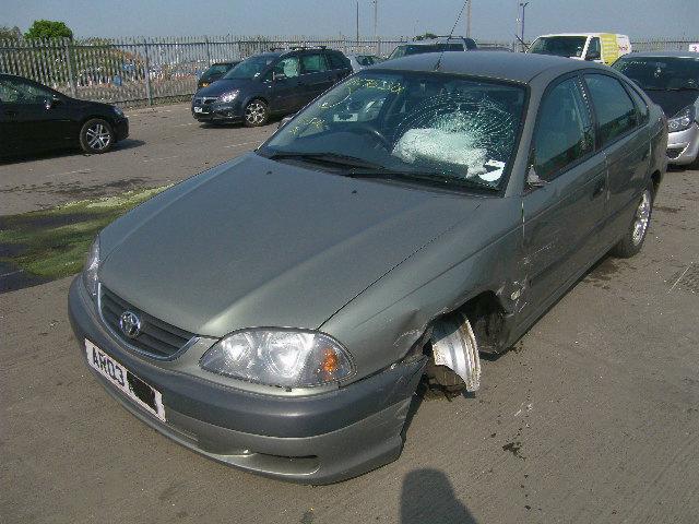 2003 TOYOTA AVENSIS VE Parts