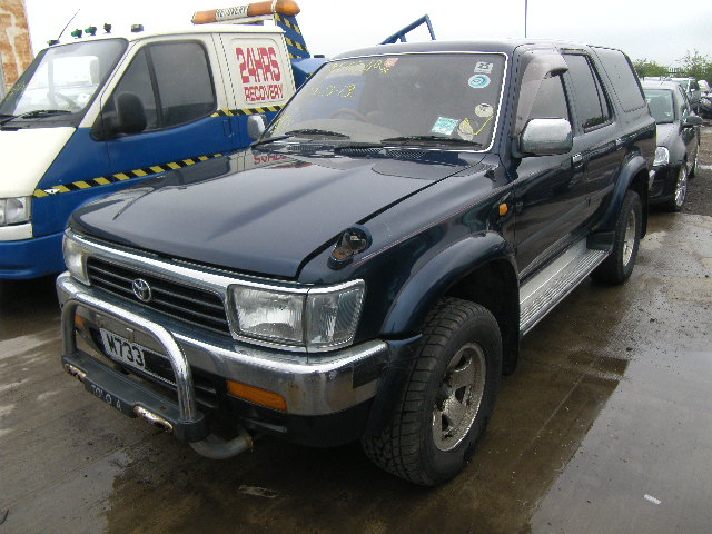 1995 TOYOTA FORTUNER  Parts