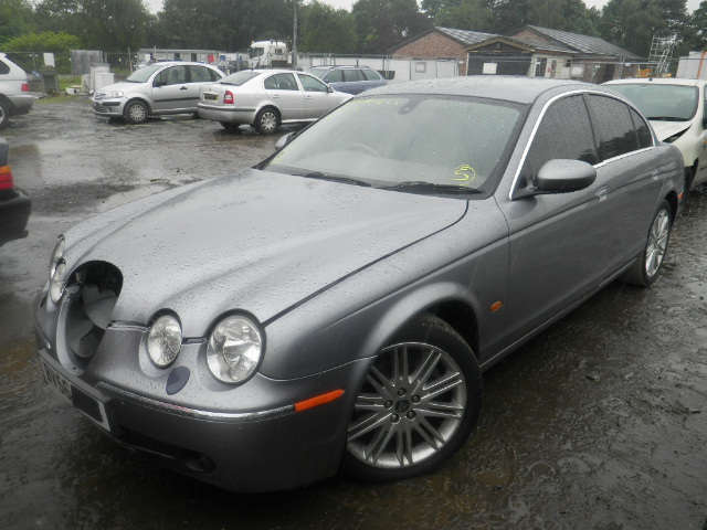 2006 JAGUAR S TYPE SE Parts