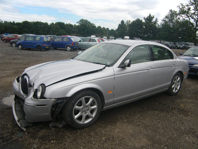 2004 JAGUAR S TYPE SE Parts