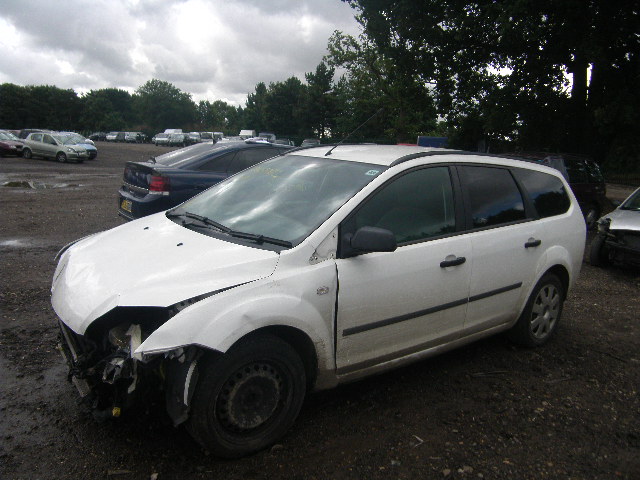 2006 FORD FOCUS LX T Parts