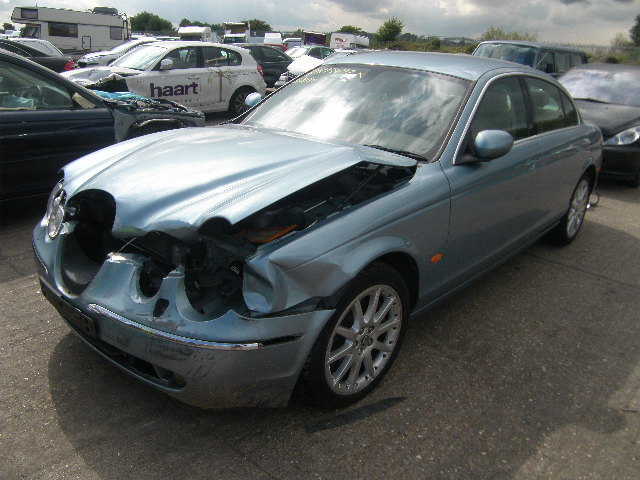 2005 JAGUAR S TYPE SE Parts