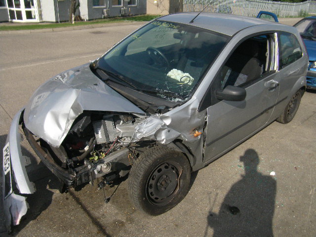 2003 FORD FIESTA LX Parts