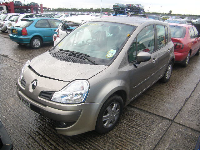 RENAULT MODUS spare parts, MODUS DYNAMIQUE spares used reconditoned and new