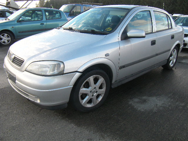 1999 VAUXHALL ASTRA LS T Parts