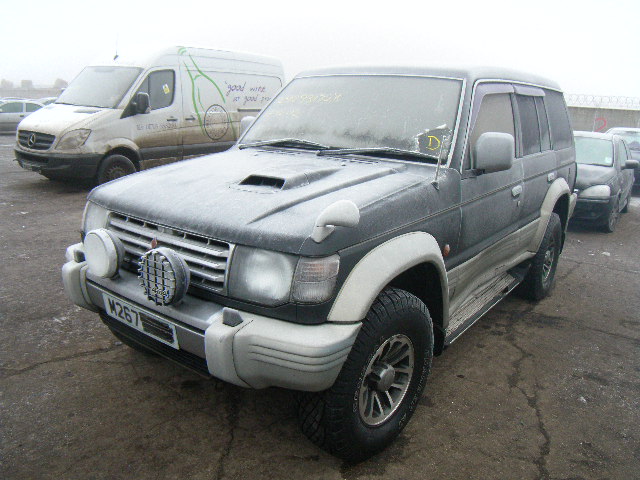 1995 MITSUBISHI PAJERO  Parts